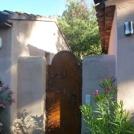 Les Tournillayres Guest house *